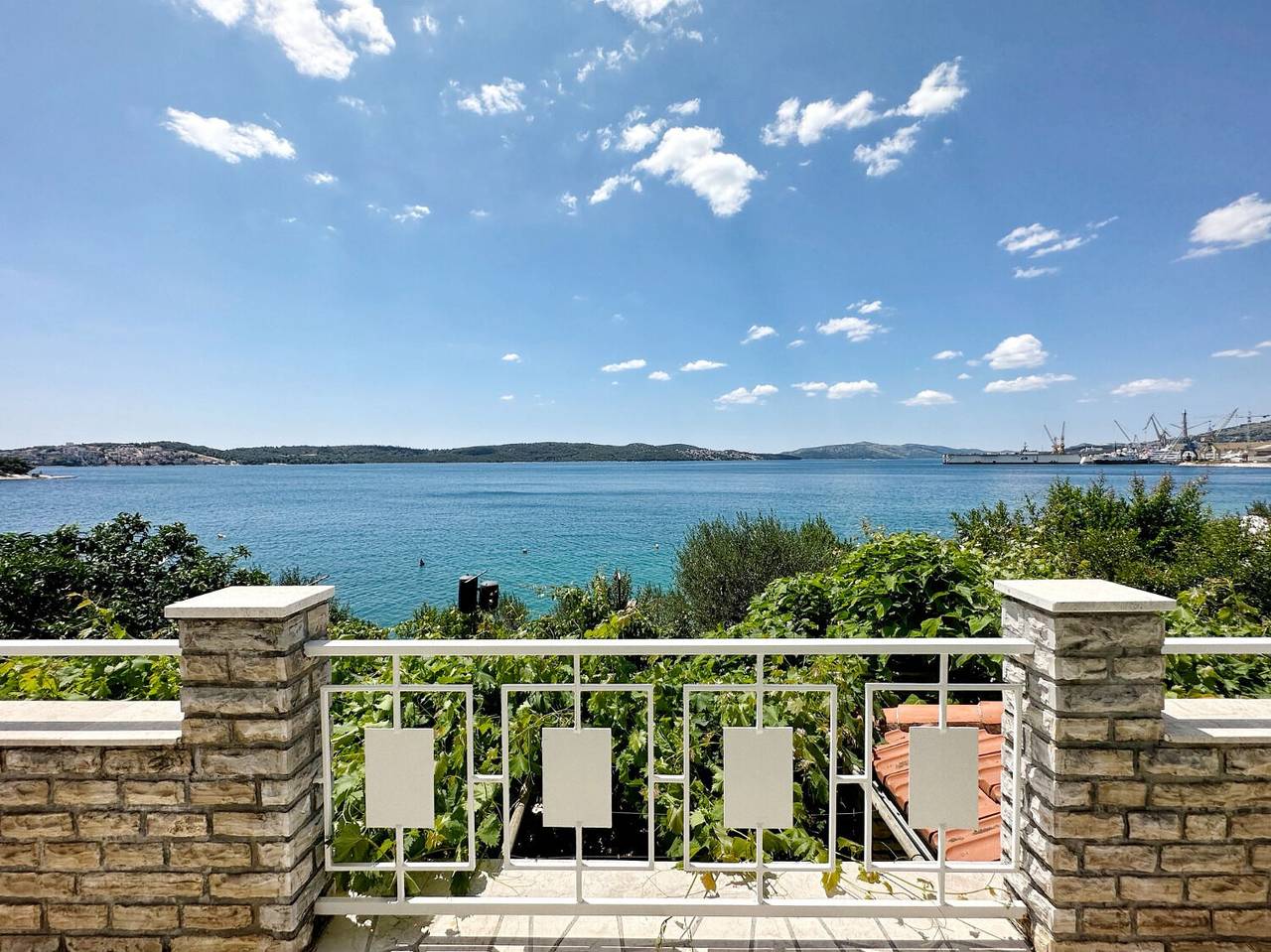 Entire apartment, Apartments Mihaela in Trogir, Ciovo