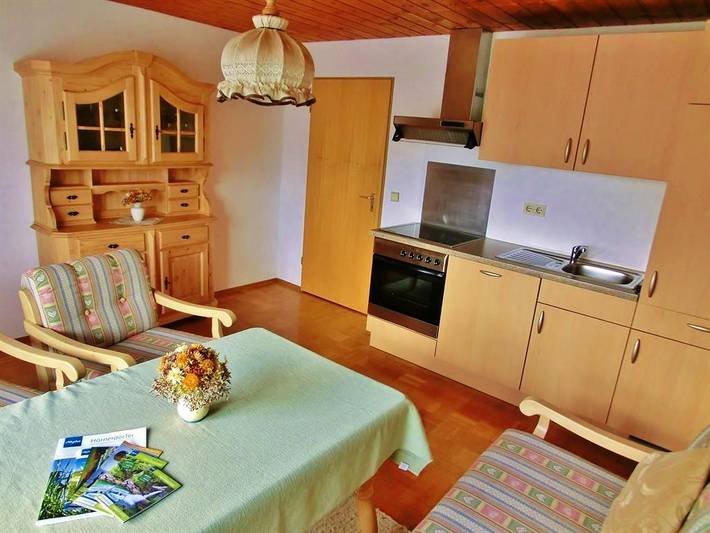 Ferienwohnung für 4 Personen, mit Terrasse und Sauna sowie Garten, mit Haustier in Ofterschwang