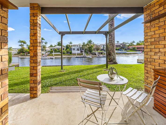 Glamping for 6 people, with balcony/terrace in Sunshine Coast