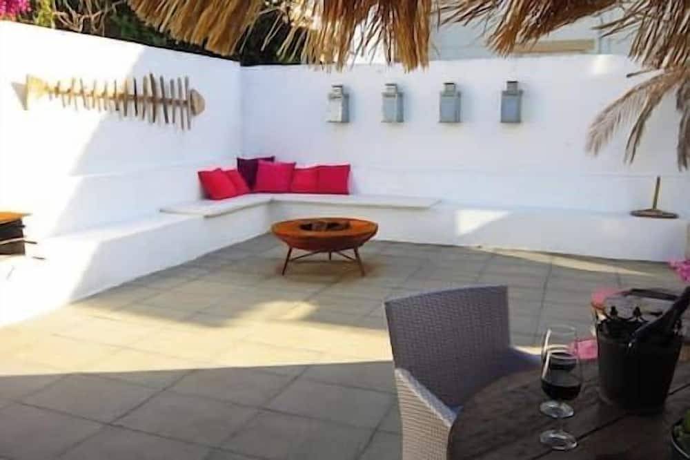 Aloha Beach House Erdgeschoss 3 Schlafzimmer Parede Cascais in Parede, Carcavelos e Parede