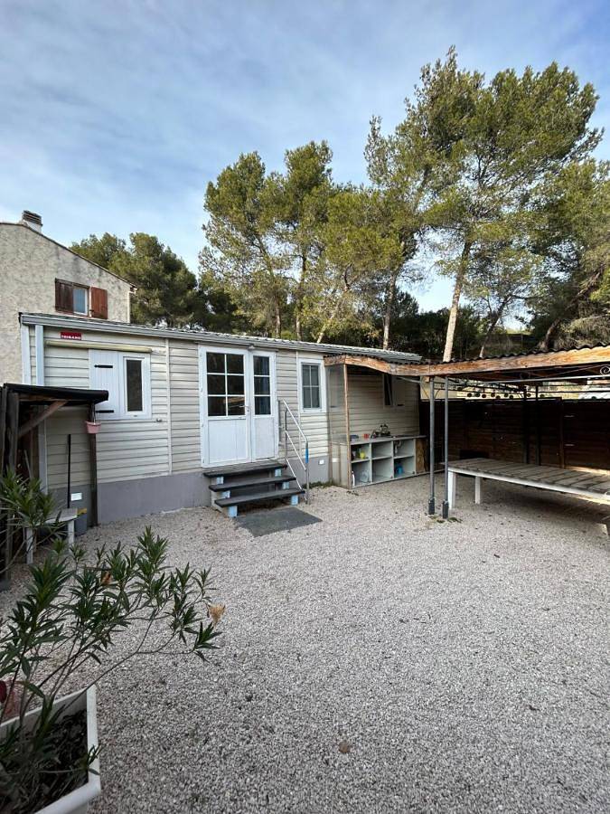 Camping pour 5 personnes, avec Terrasse et Jardin