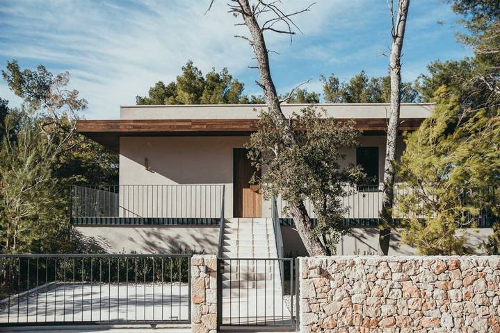 Villa mit pool für 8 Personen, mit Terrasse und Balkon/Terrasse auf Hvar - 3