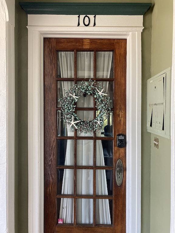 Historic Luxury Condo with Pool & modern amenities in Wildwood Crest, Nj in Wildwood Crest, Cape May County