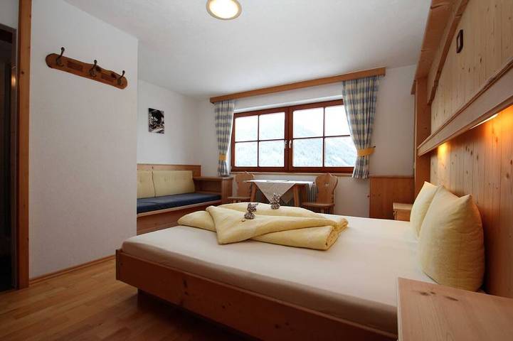 Ferienwohnung für 12 Personen, mit Garten und Balkon in Kaunerberg - 4