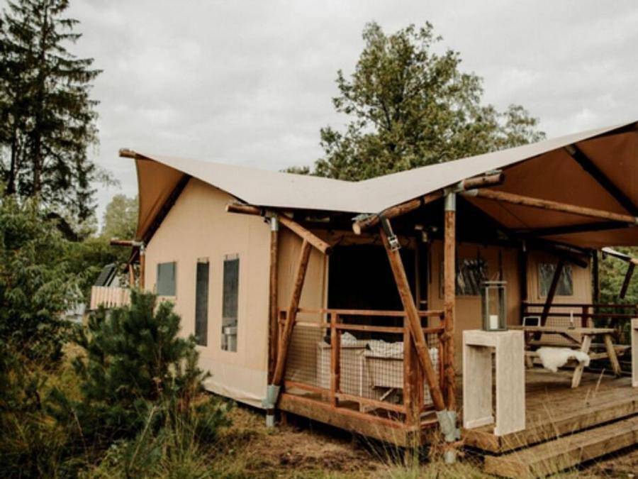 Flower Camping Saint Lambert - Tienda de lona y madera 5 personas - Albergue 3 Habitaciones 5 Personas in Millau (Francia), Parc naturel régional des Grands Causses