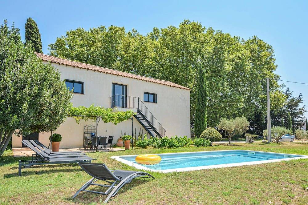 2 bedroom lovely home in Berre l'Etang in Berre-l'Étang, Istres region