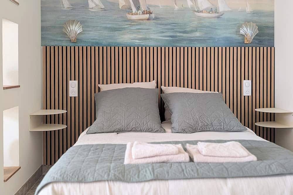 Apartamento entero, Cosy studio with garden and jacuzzi 5 min from Avignon in Barbentane, Region de Arles