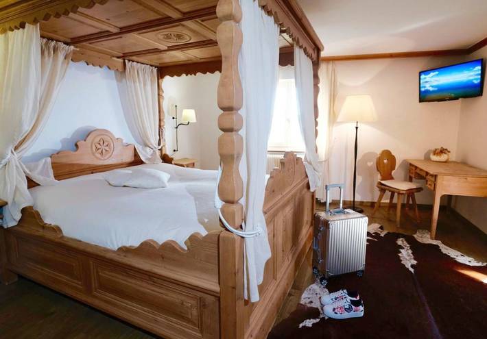 Hôtel pour 4 personnes, avec terrasse et vue