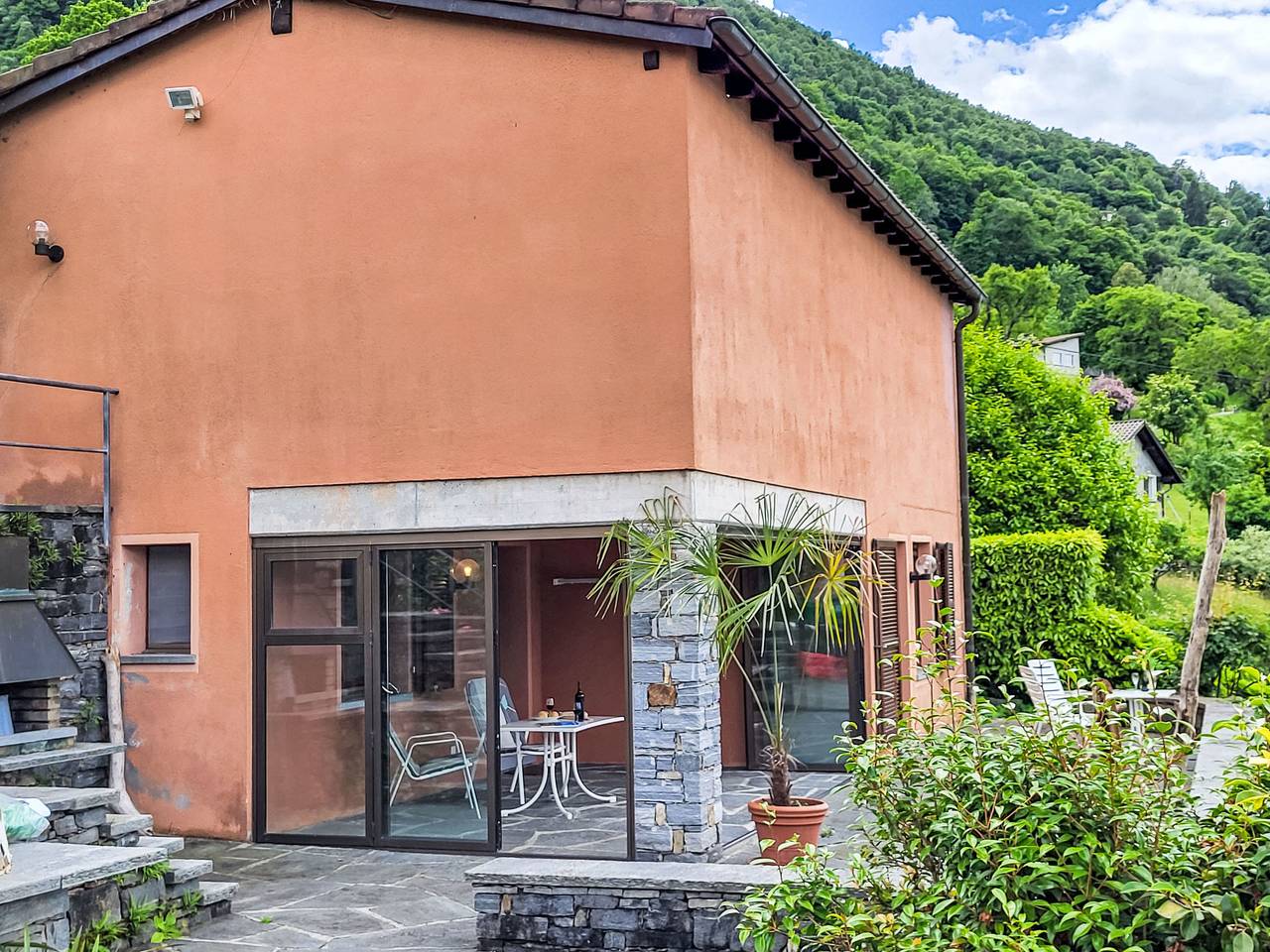 Appartement entier, Studio Indèman in Gambarogno, Lac Majeur