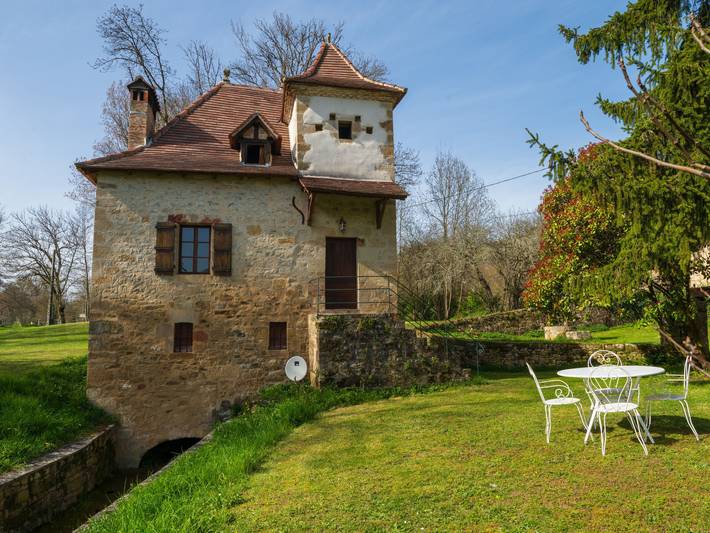 Location de vacances pour 4 personnes, avec Jardin à Fons