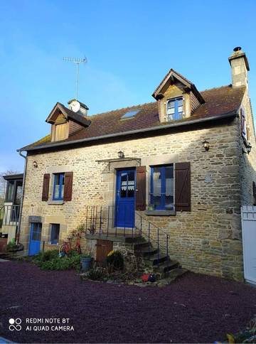 Gîte pour 6 personnes, avec terrasse et jardin dans Cuissai