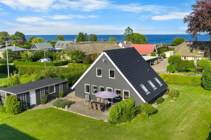 Ferieudlejning for 6 personer, med have og terrasse, husdyr tilladt i Svendborg Kommune