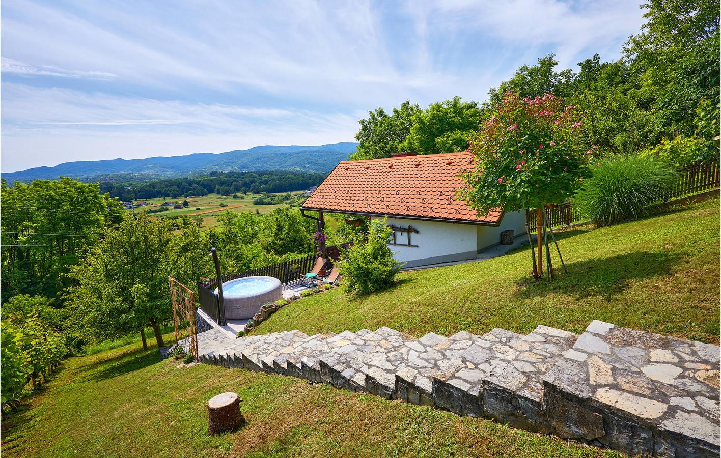 Gemütliche 2-Zimmer-Wohnung in der Nähe von Donja Stubica mit Pool und Terrasse in Krapina-Zagorje