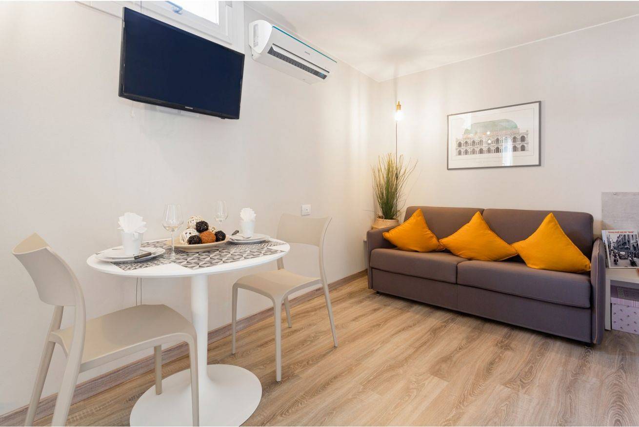 Appartement entier, Piazzetta Palladio Central Studio x4 in Vicenza, Province de Vicenza