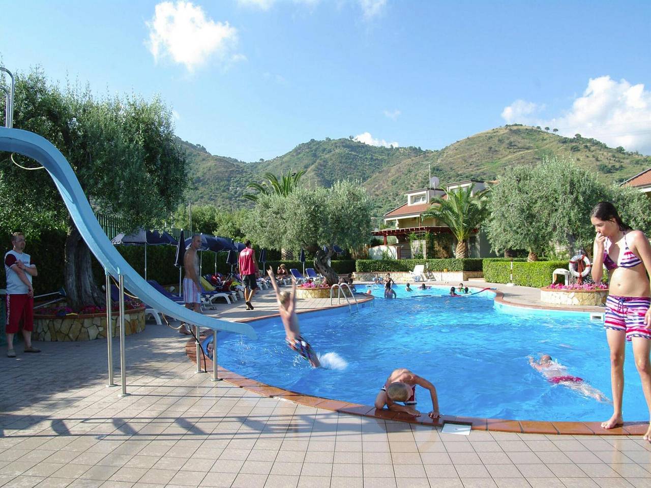 Vakantiehuis nabij Cefalù met zwembad in Mazzaforno, Cefalù (Gemeente)
