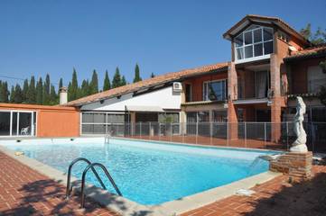 Chambre d’hôte pour 4 personnes, avec jardin et terrasse ainsi que piscine et sauna à Montgaillard-Lauragais