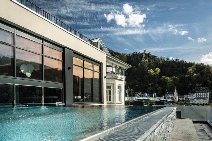 Hôtel pour 2 personnes, avec jardin et piscine ainsi que vue et sauna