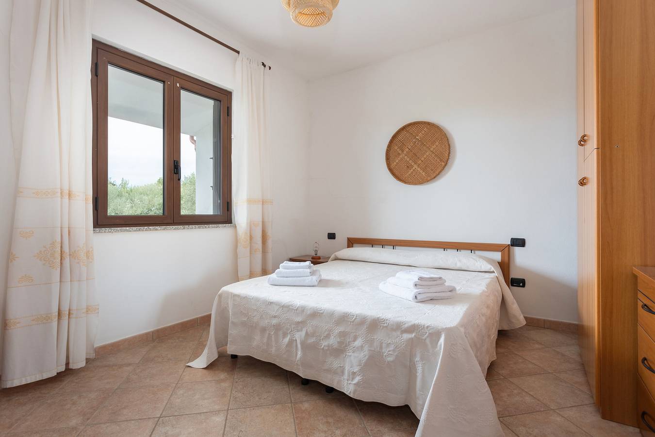 Ferienhaus 'Santa Caterina' mit Bergblick, Wi-Fi und Klimaanlage in Santa Caterina di Pittinuri, Cuglieri