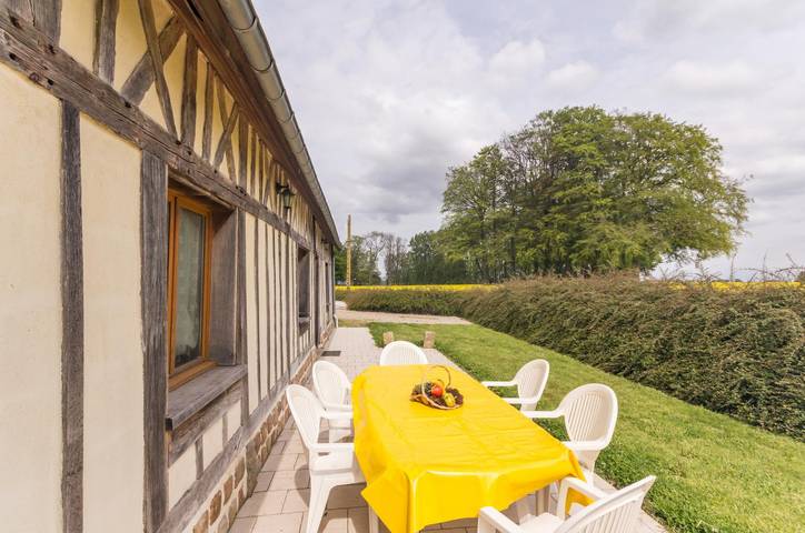 Gîte pour 6 personnes, avec terrasse et jardin à Beauval-en-Caux - 4