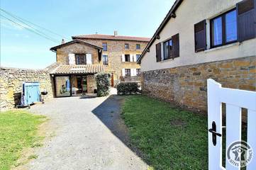 Agriturismo pour 7 personnes, avec jardin à Saint-Germain-Nuelles