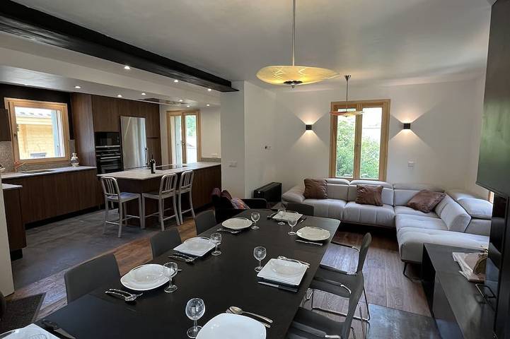 Ferienhaus für 16 Personen, mit Balkon und Garten - 1