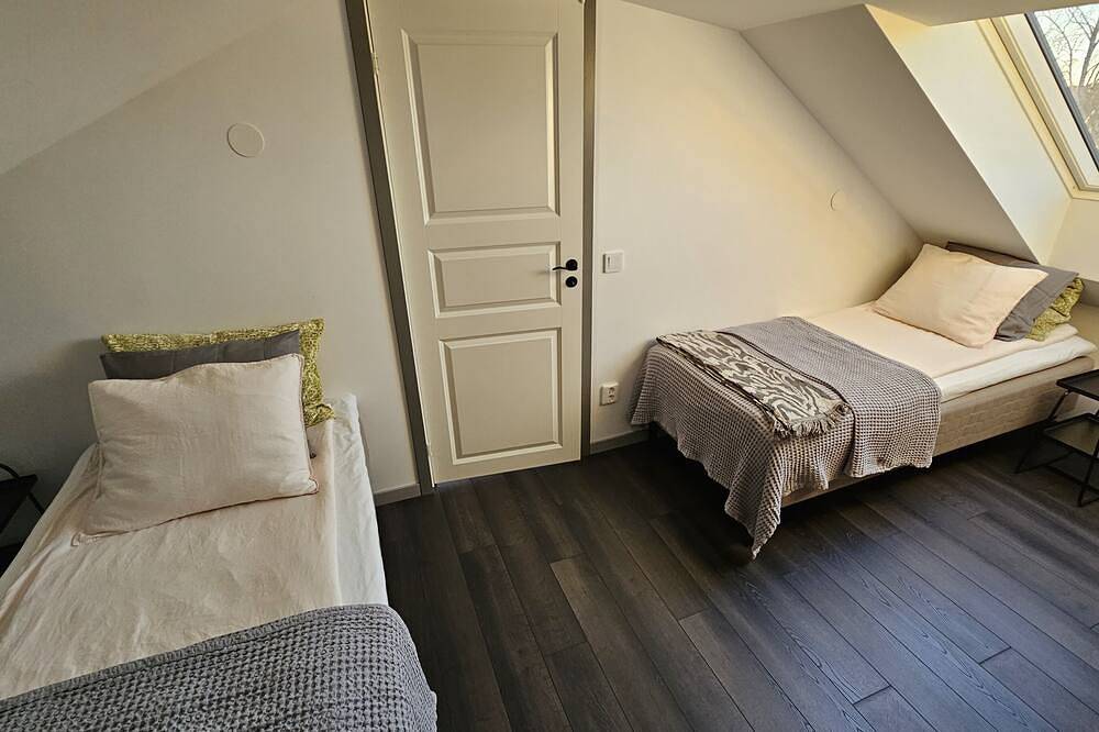 Attic Floor With Views Over Fields and sea in Mälaren