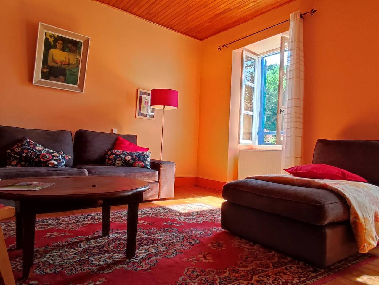 Gîte Terra Médiane in Serres-sur-Arget, Parc naturel régional des Pyrénées ariégeoises