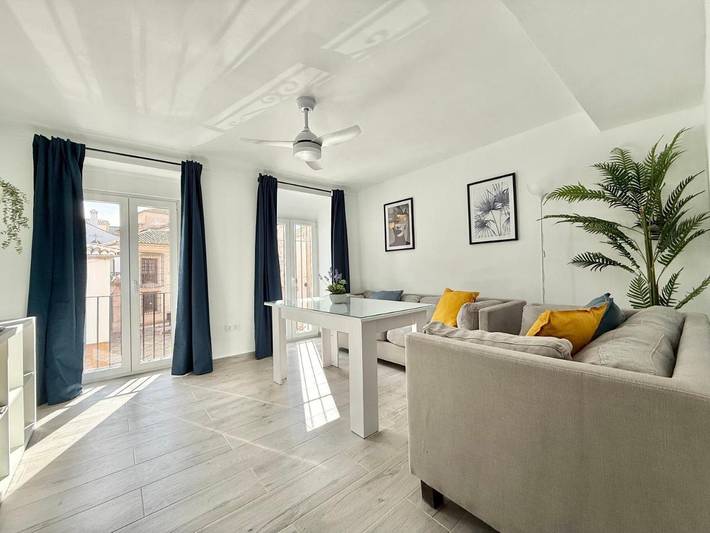 Apartamento de vacaciones para 6 personas, con balcón y vistas - 1