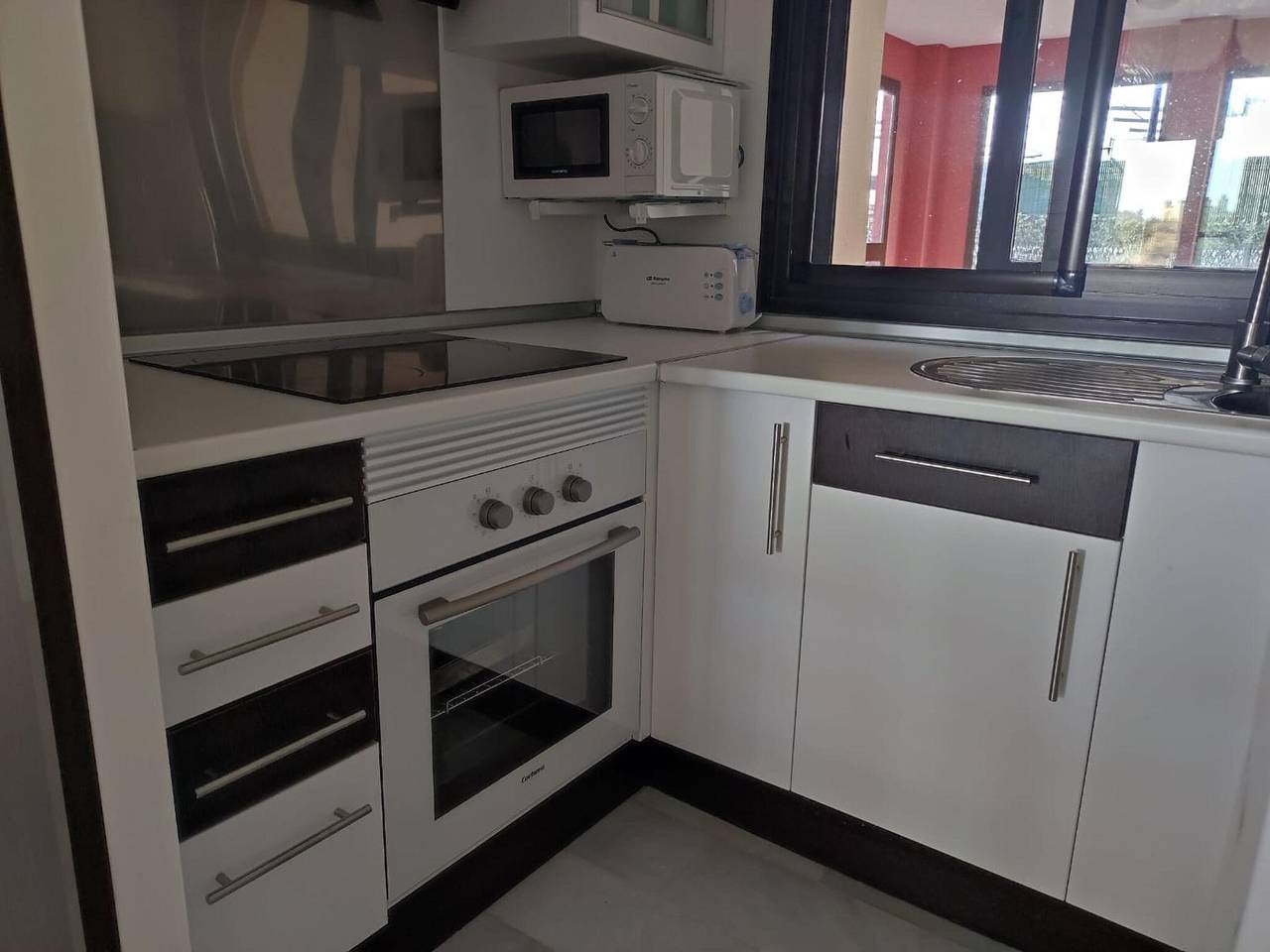 Apartamento inteiro, Apartamento de férias para 6 pessoas com terraço in Urbanizacion Costa Esuri, Ayamonte