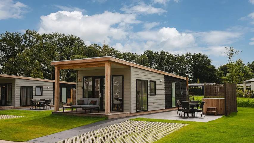 Vakantiehuis voor 4 personen, met zwembad en tuin - 1