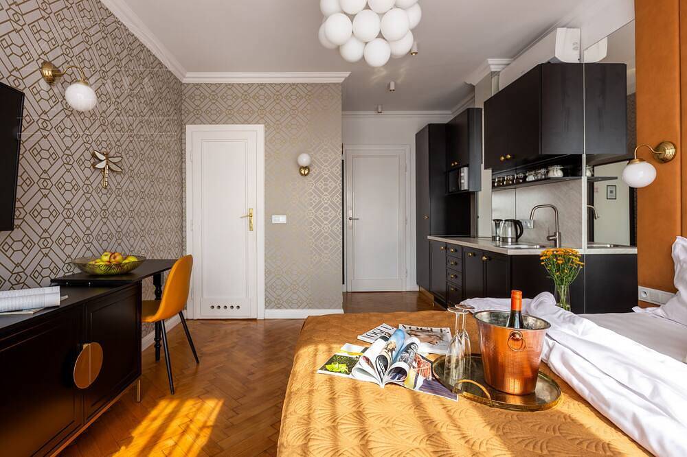 Appartement entier, Feniks Sunblush studio with terrace in Cracovie, Petite-Pologne