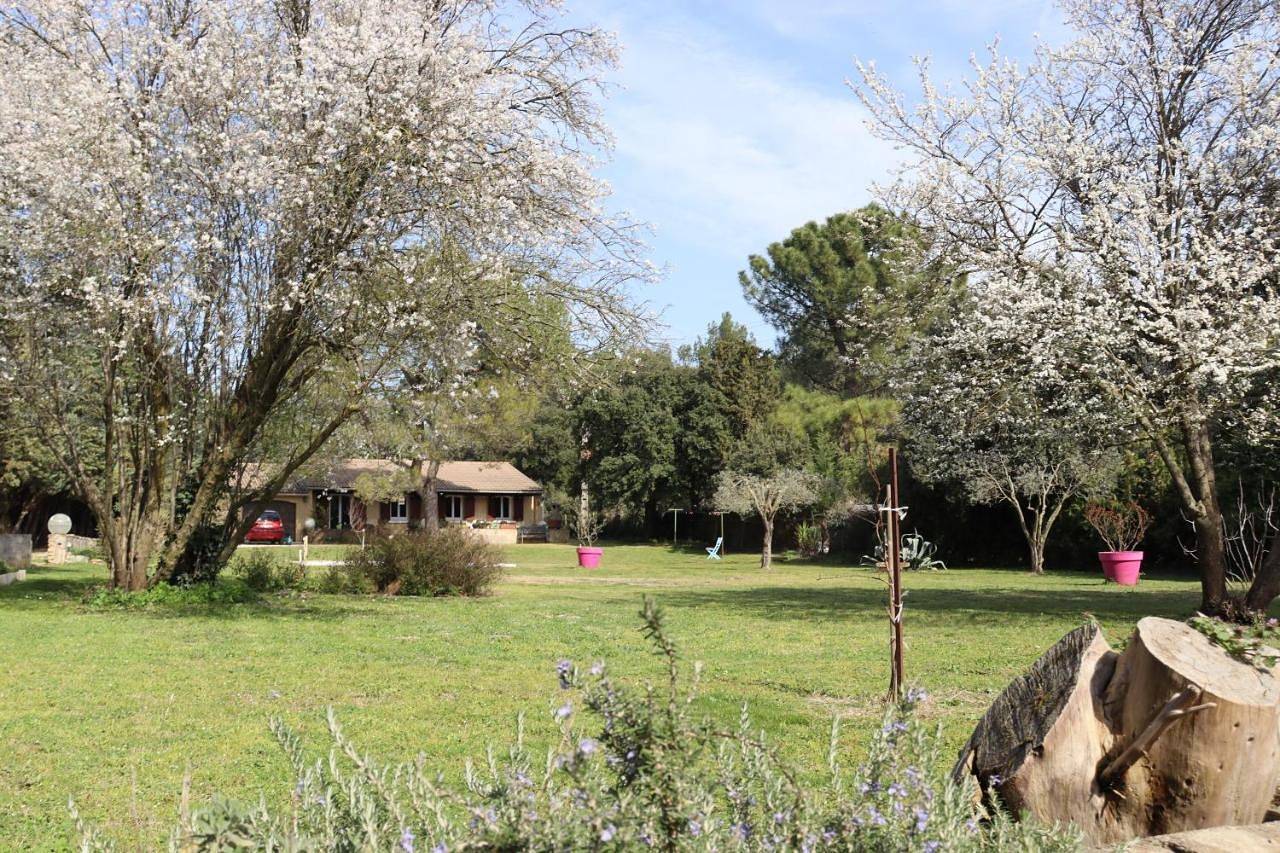 Appartement de vacances entier, Double Room with Garden View in Mornas, Vaucluse