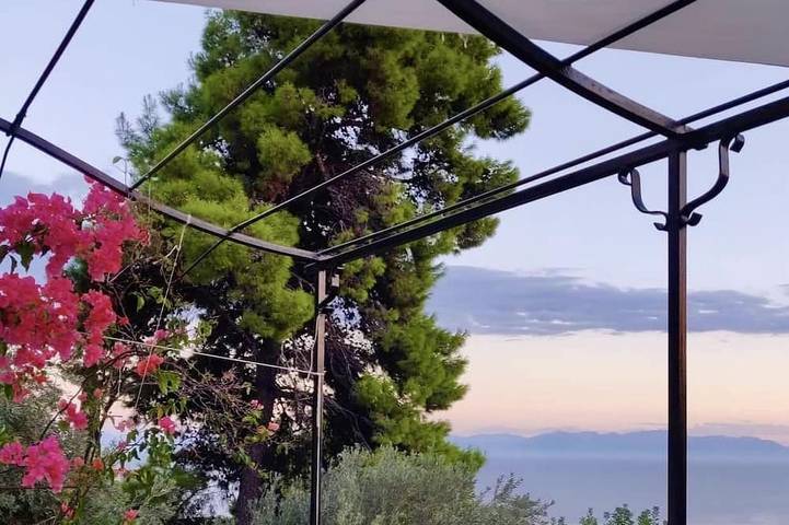 Location de vacances pour 4 personnes, avec jardin dans Stafylos
