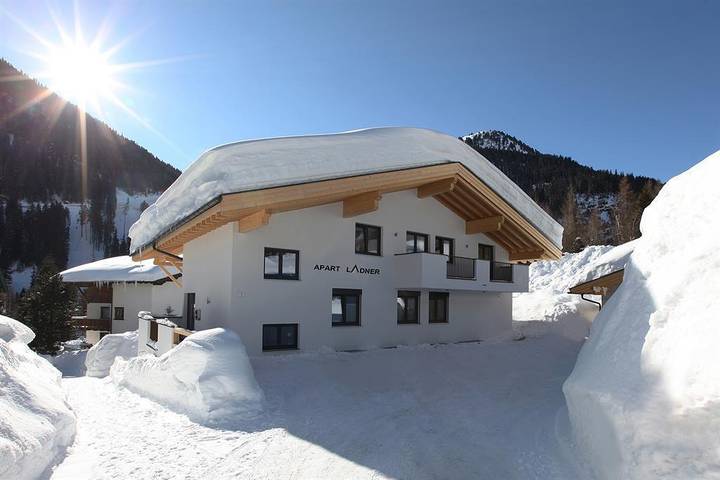 Ferienwohnung für 5 Personen, mit Balkon am Arlberg - 2
