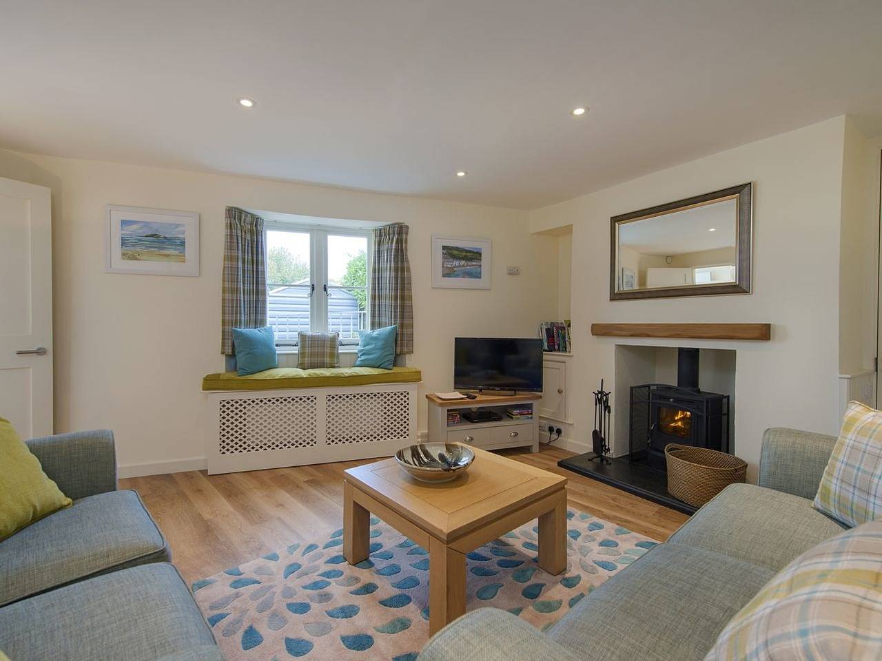 Junket Cottage in Newton and Noss, South Devon