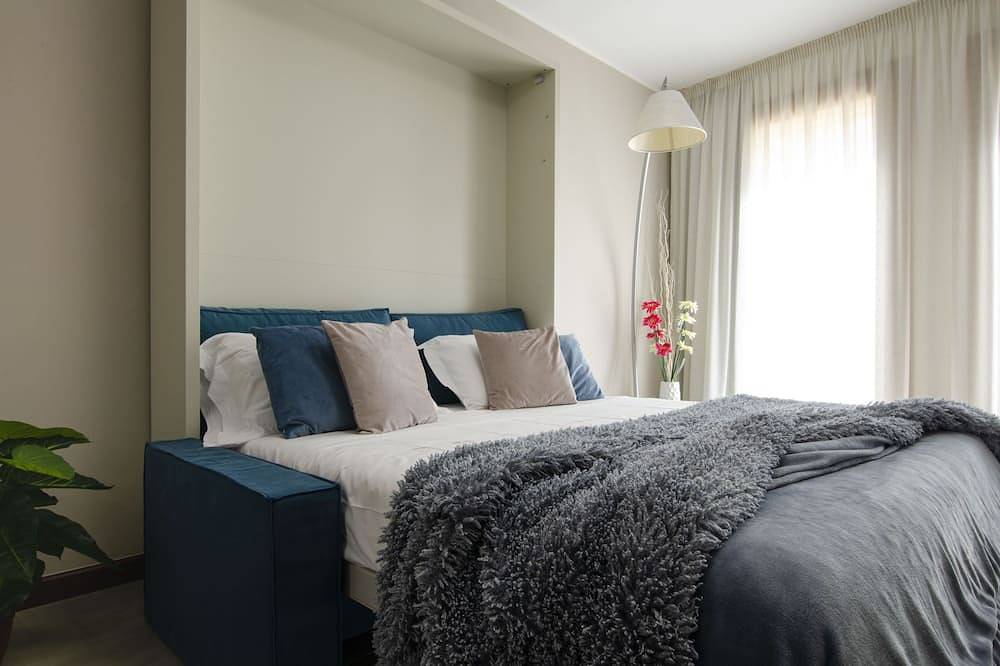 Apartamento entero, Smeralda Flats, Studio 4 guests & parking in Terranoa/Olbia, Olbia