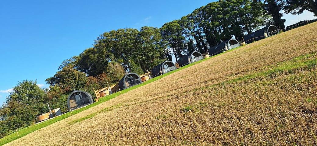 Camping for 4 people, with hot tub and terrace in Yorkshire