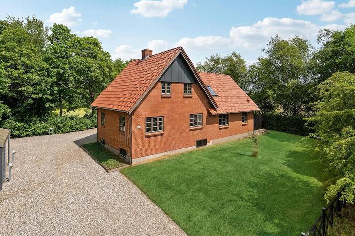 Ferienhaus für 8 Personen, mit Garten