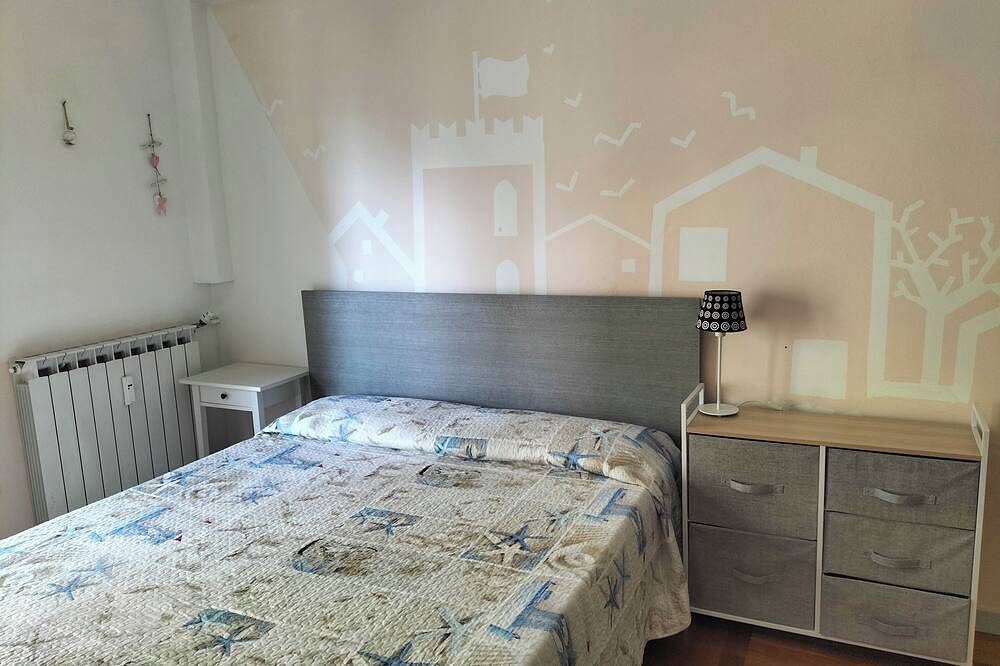 Geheel appartement, Licht, ruim, terrassen, een stap verwijderd van de zee, high-speed wifi, Cinqueterre in Sestri Levante (City), Sestri Levante