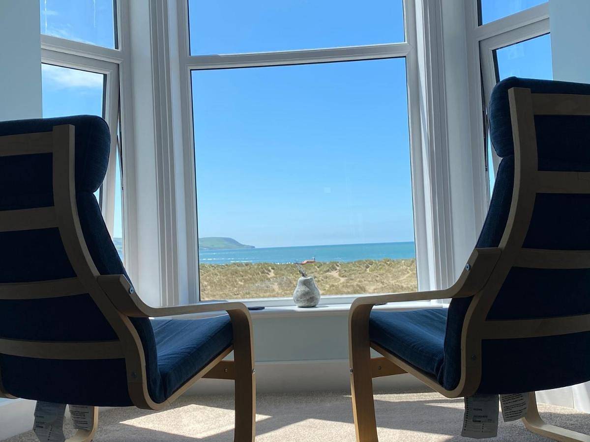 Single Room with Shared Bathroom in Barmouth, Snowdonia