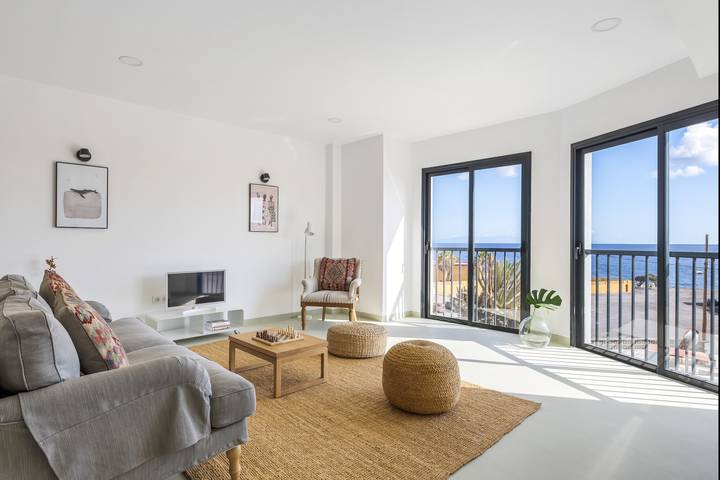 Ferienhaus für 4 Personen, mit Meerblick und Terrasse in 