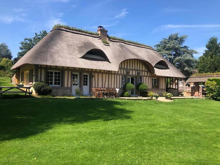 Gîte pour 5 personnes, avec jardin à Saint-Pierre-le-Vieux