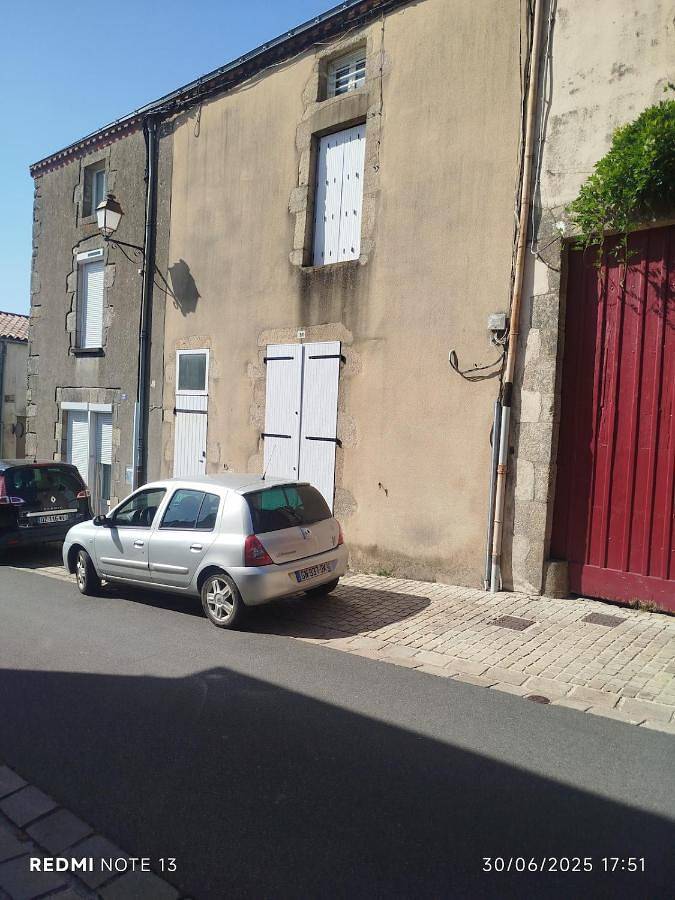 Appartement entier, Four-Bedroom House in Mortagne-sur-Sèvre, Vallée de la Loire