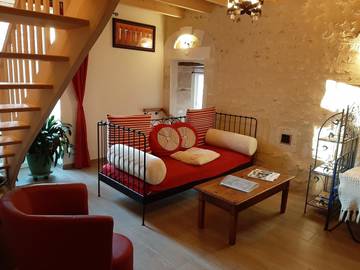 Gîte pour 8 Personnes dans Chalais, Charente, Photo 3