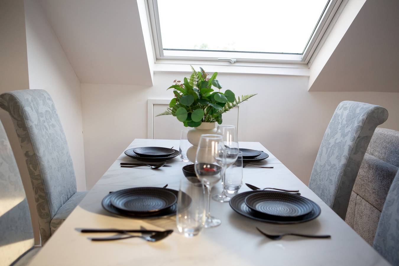 Apartamento vacacional entero, Central 3-Bedroom Penthouse, Sleeps 8 with Parking in Nottingham, Midlands del Este