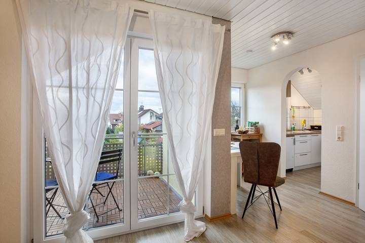 Ganze Wohnung, 'Ferienwohnung Lueg Ins Wiesental' mit Bergblick, Balkon und Wi-Fi in Steinen, Südschwarzwald