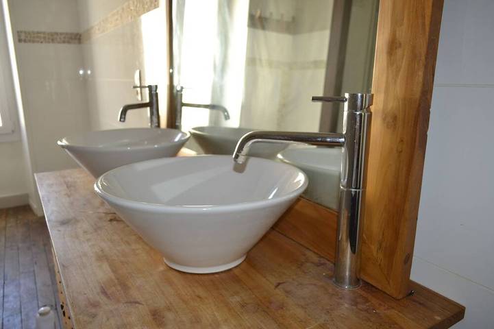 Location de vacances pour 2 personnes, avec jardin et piscine à Chef-Boutonne - 3