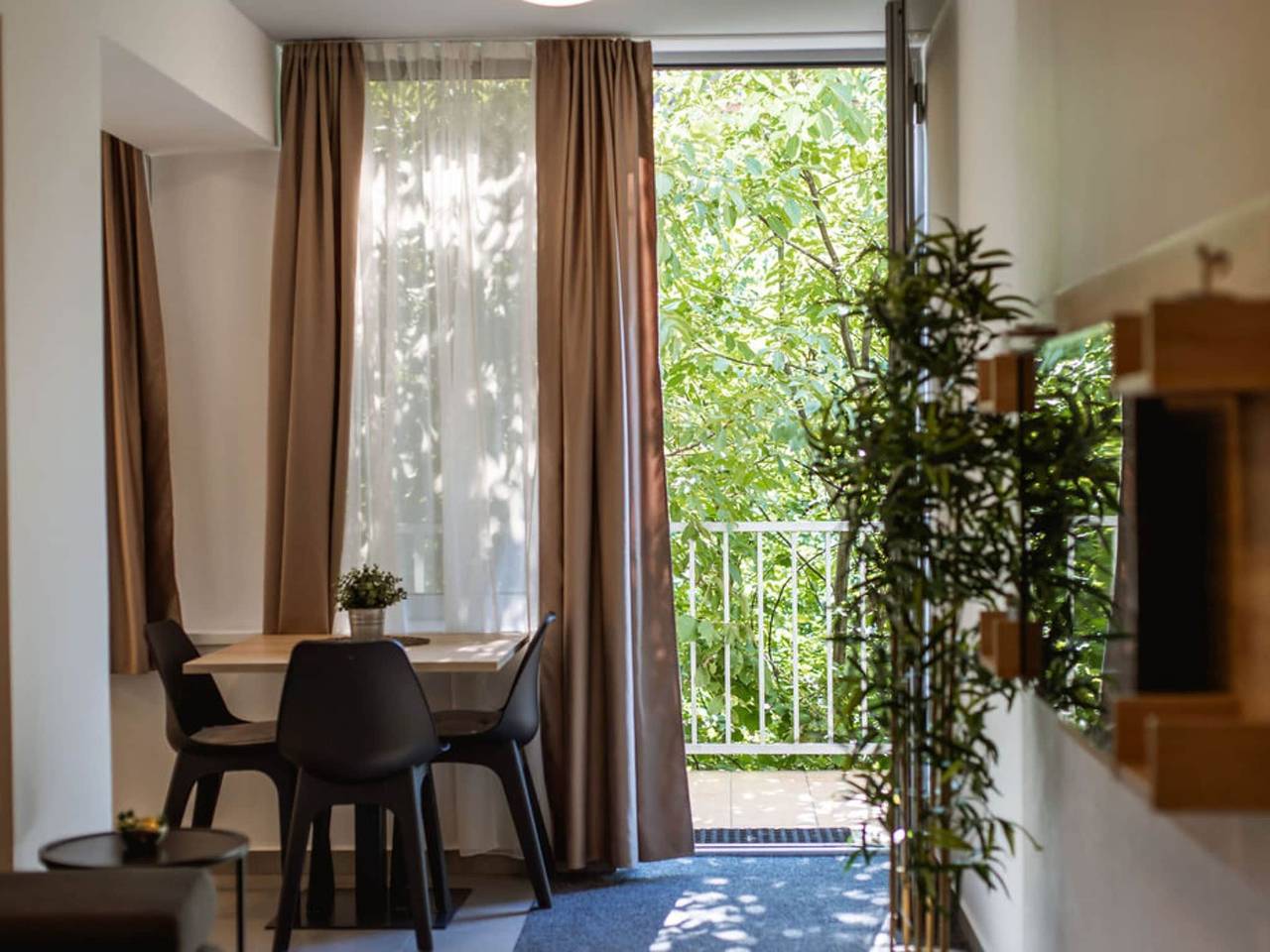 Ganze Wohnung, Stylish Apartments with Osijek Near Top Attractions - Standard Studio Apartment  - Maks 3 in Osijek, Osijek-Baranja