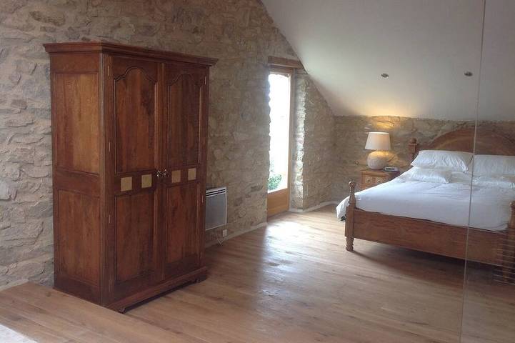 Location de vacances pour 8 personnes, avec jardin et jacuzzi à Pageas - 3