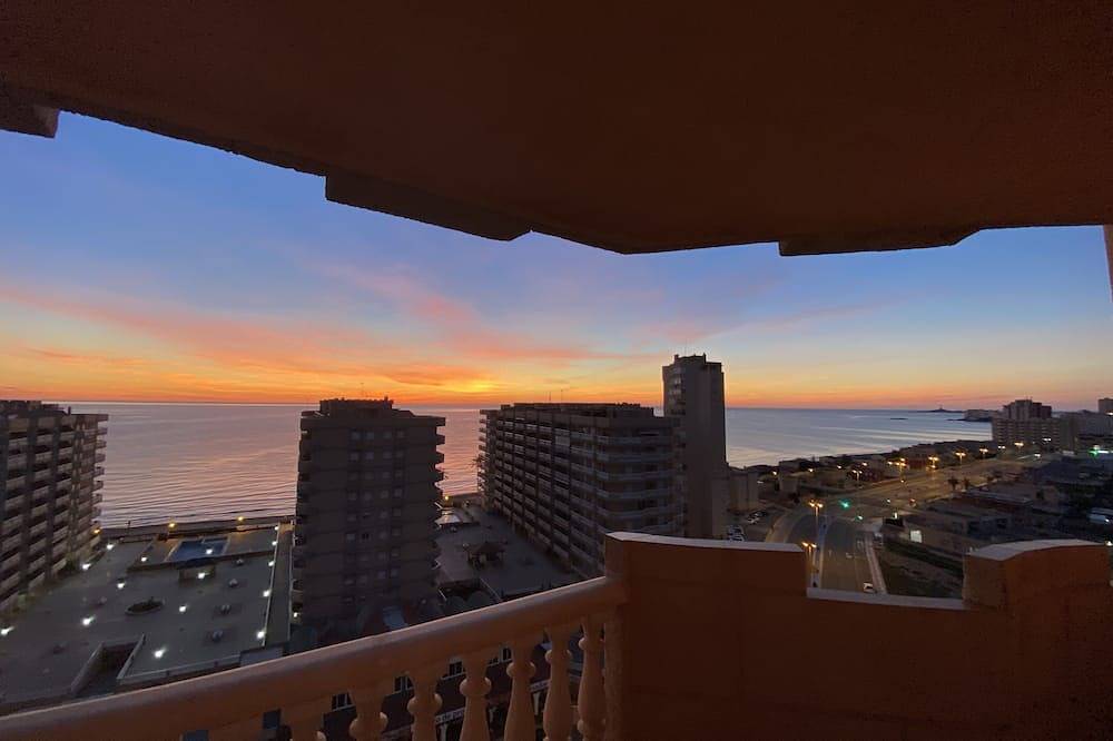 Entire apartment, Penthouse holiday apartment, La Manga del Mar Menor in La Manga del Mar Menor, Mar Menor